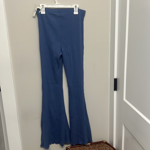 aerie flared pants: color blue, size US small regular - Picture 2 of 3